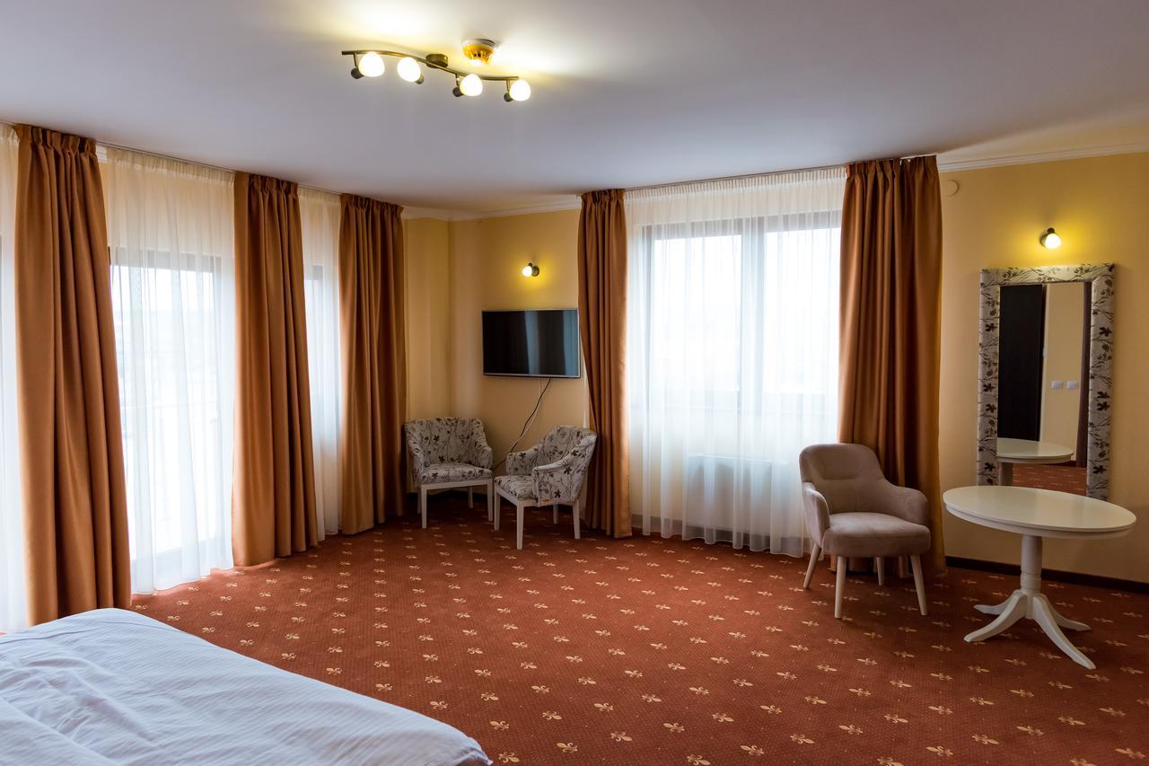Hotel Monte Carlo Reghin Exterior foto
